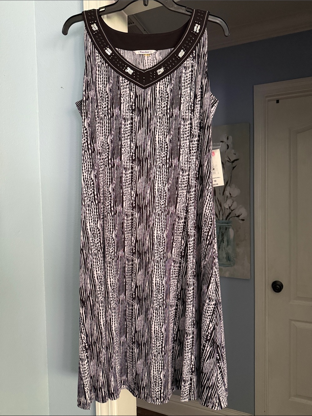 TanJay Sleeveless Midi Dress in Black and White Abstract Stripe